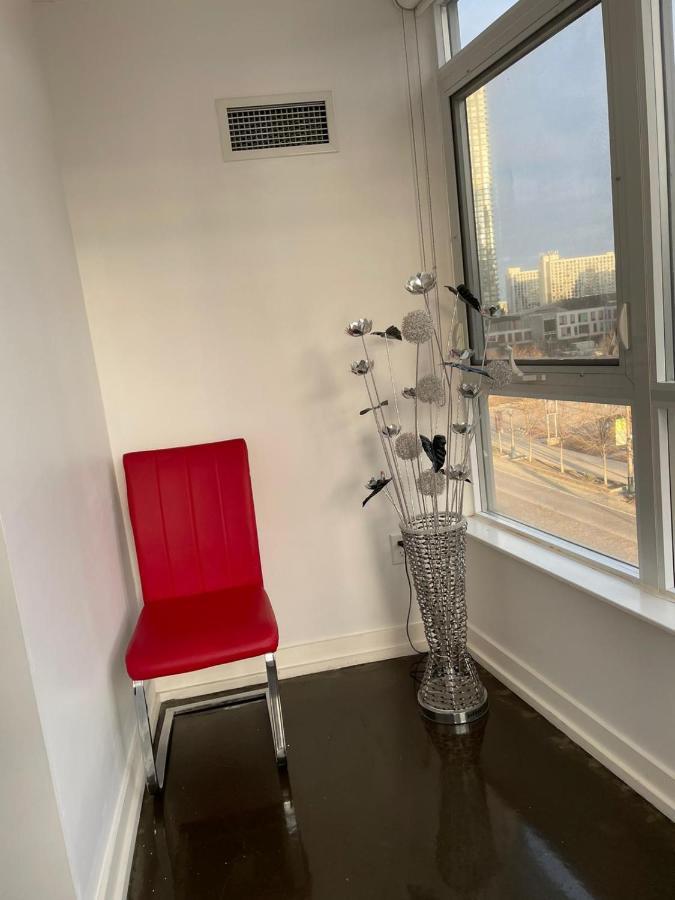 Toronto Downtown Luxurious Stylish 3 Bedroom 3 Bath 2 Balconies Near Rogers Centre Lakeview Condo Kültér fotó