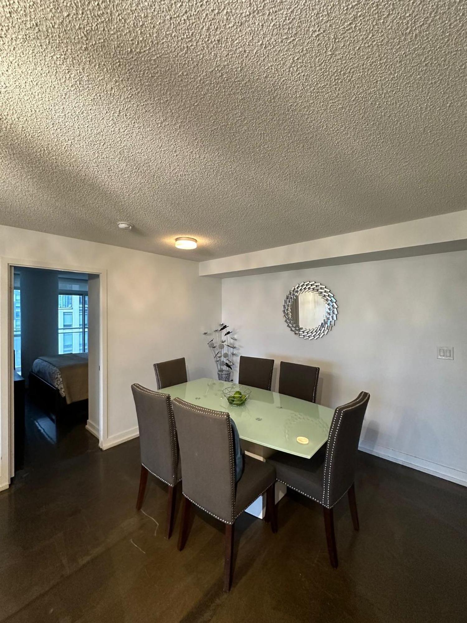 Toronto Downtown Luxurious Stylish 3 Bedroom 3 Bath 2 Balconies Near Rogers Centre Lakeview Condo Kültér fotó